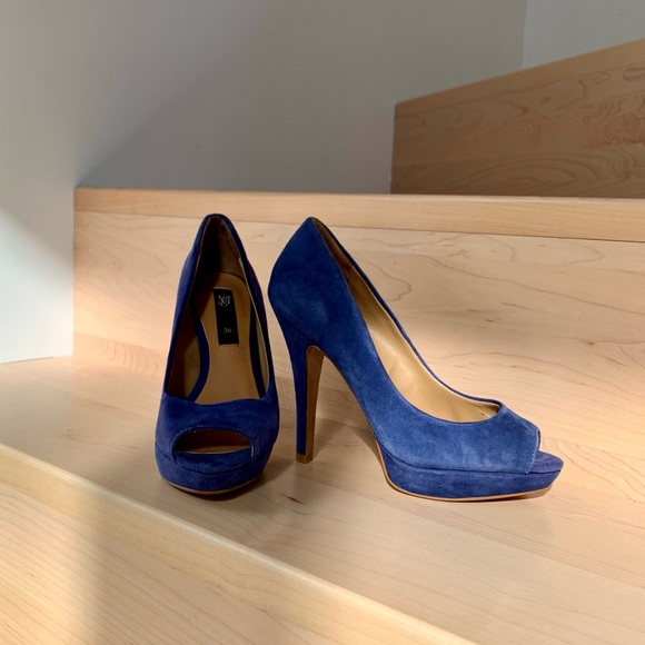 MANGO | 6 | BLUE SUEDE HEELS - Picture 2 of 5